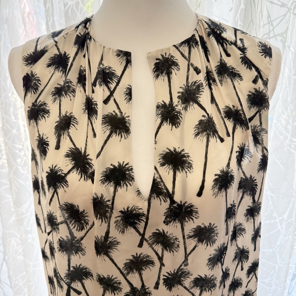 L’AGENCE WHITE BLACK PALM TREE PRINT SILK LOOSE FIT SLEEVELESS BLOUSE TOP - Picture 4 of 6